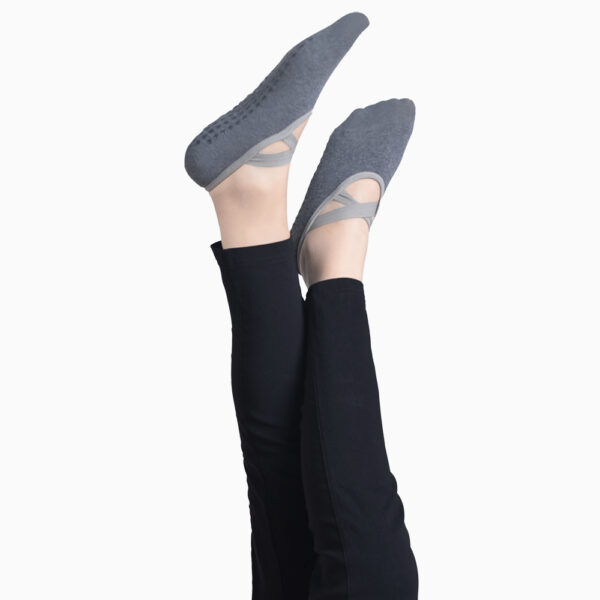 ViQ Ankle Yoga Socks - Image 3
