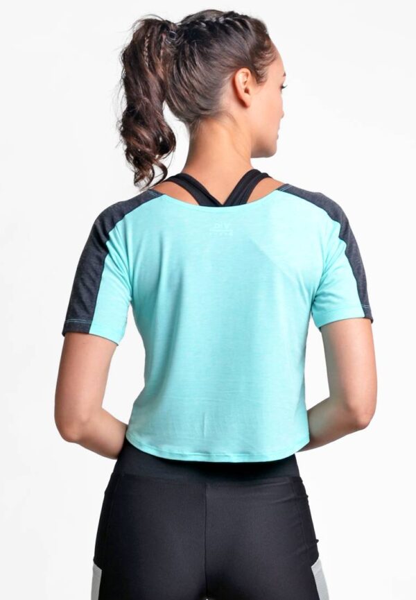 ViQ Active Cropped Top - Image 3
