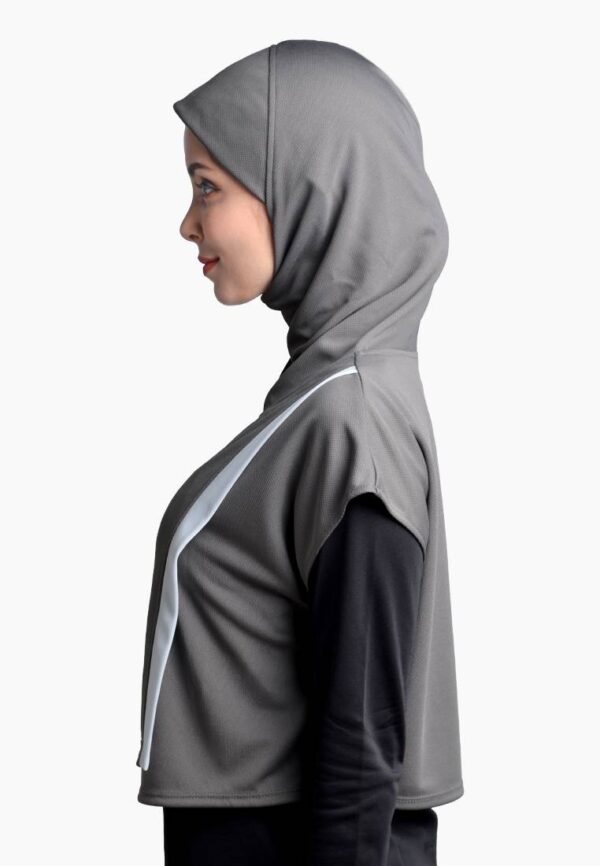 ViQ Sleeveless Hijab Top - Image 4