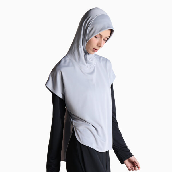 ViQ Sleeveless Hjiab Tee - Image 2