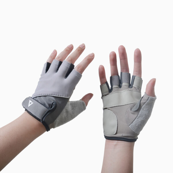 ViQ Sports Glove